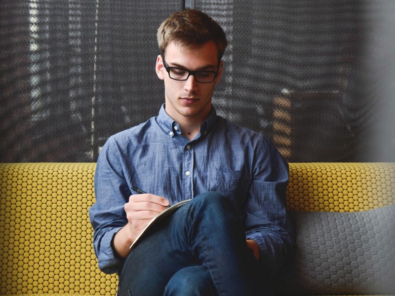 Pullback Trading: A Complete Guide to Identifying and Trading Market Corrections