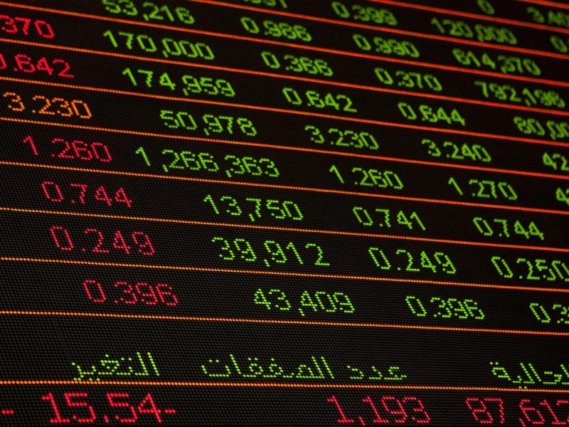 Tweezer Tops and Bottoms: How to Identify and Trade These Powerful Candlestick Patterns